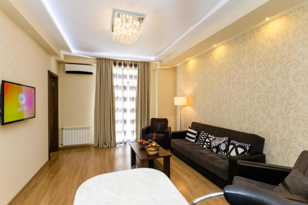 New! - Downtown Apartment تبليسي المظهر الخارجي الصورة